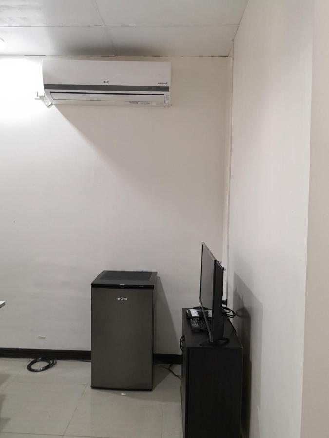 Casa Saudade Condotels And Transient Rooms Olongapo Ngoại thất bức ảnh